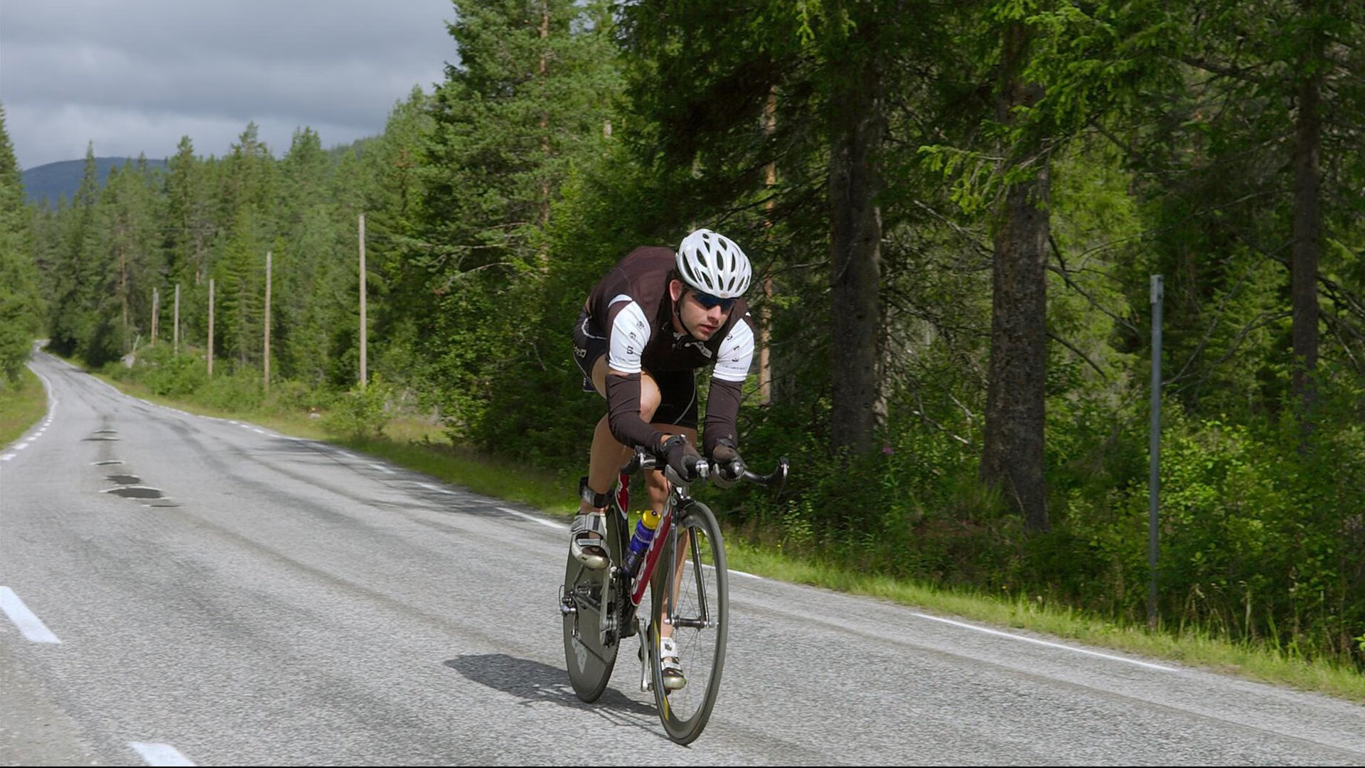奥亚尔萨瓦尔，北欧德比的隐形操盘手