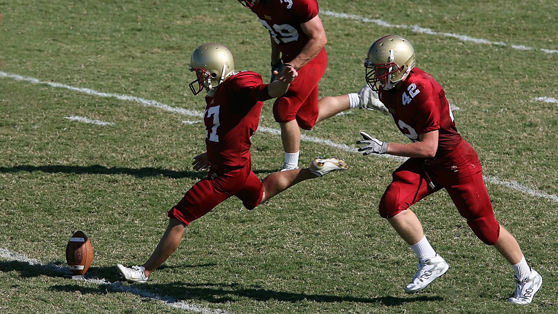 绿茵场外的粉碎，当孙兴慜闪耀欧冠时，中国与阿尔及利亚的足球外交往事